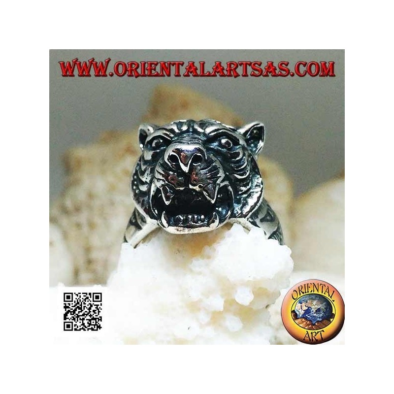 Solid silver ring with large prominent protruding tiger head