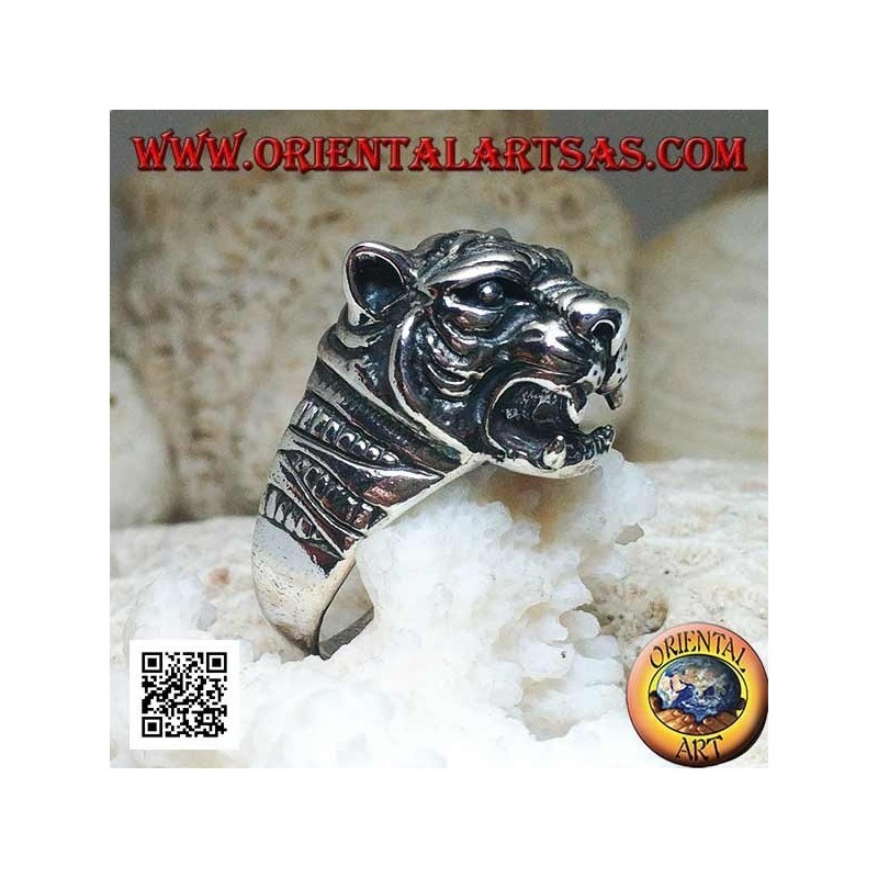 Anello in argento massiccio con grande testa di tigre imponente sporgente