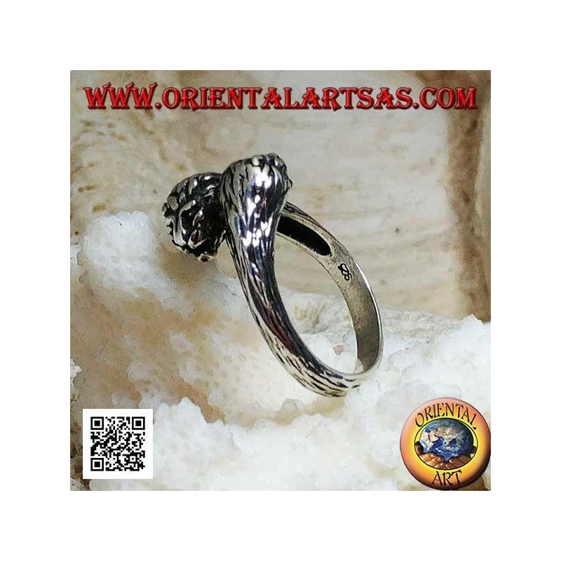 Bague en argent couple de têtes de lion et de lionne amoureuse qui se rencontrent