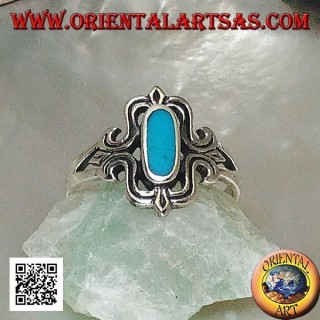 Bague en argent avec turquoise ovale allongée dans un rectangle stylisé