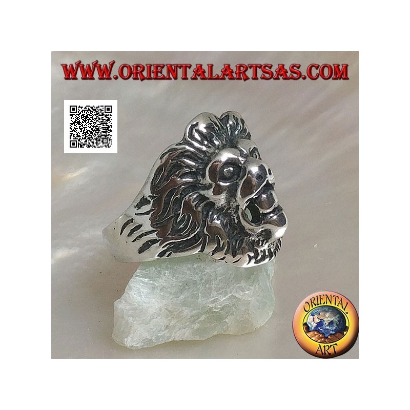 Bague en argent, tête de lion saillante à la grecque