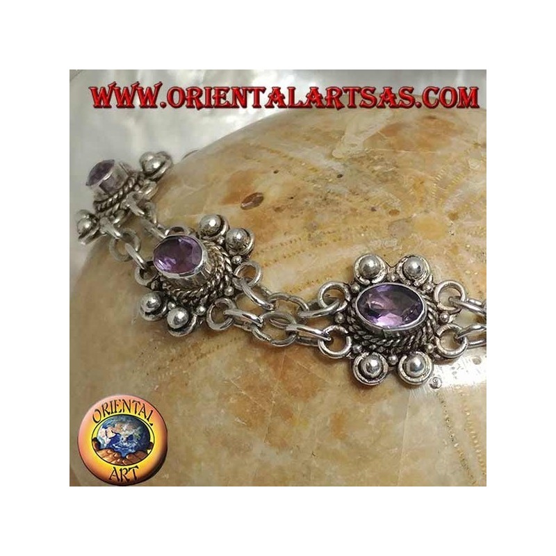 Silberarmband mit zwei Ringreihen mit 7 handgefertigten natürlichen ovalen Amethysten