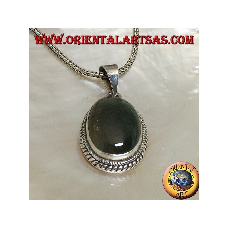 Silberanhänger mit ovalem Cabochon-Labradorit, umgeben von doppeltem zweidimensionalem Gewebe