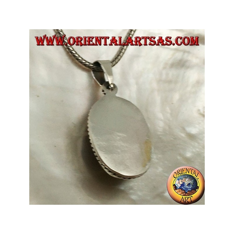 Silver pendant with oval cabochon labradorite surrounded by two-dimensional double weave