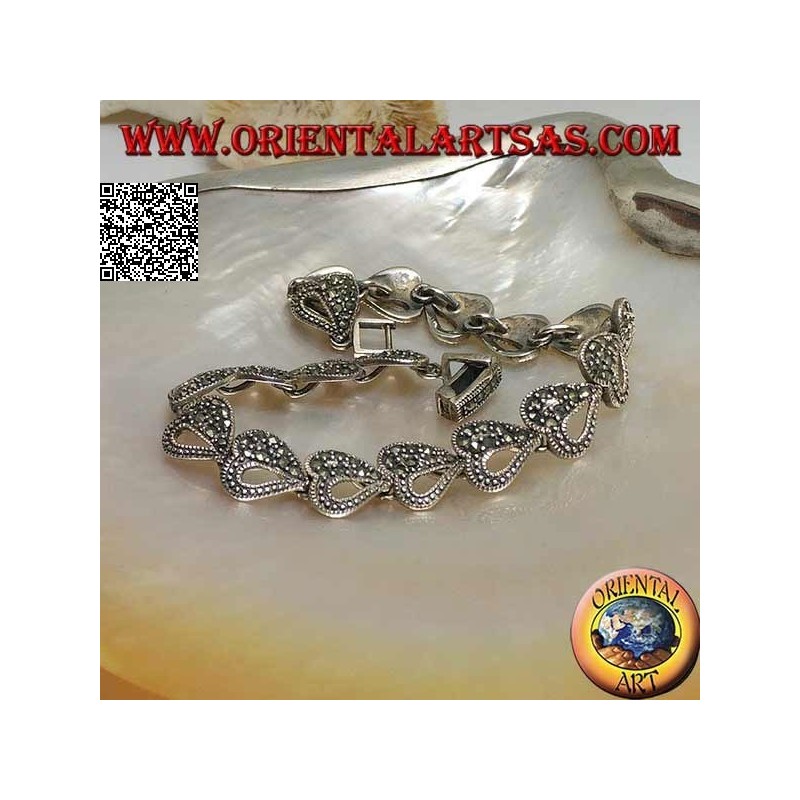 Silberarmband mit 18 Herzen, halb durchbohrt und halb mit Markasit besetzt