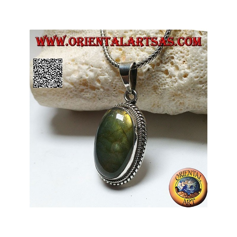 Pendentif en argent avec cabochon ovale labradorite entouré d'un double tissage bidimensionnel
