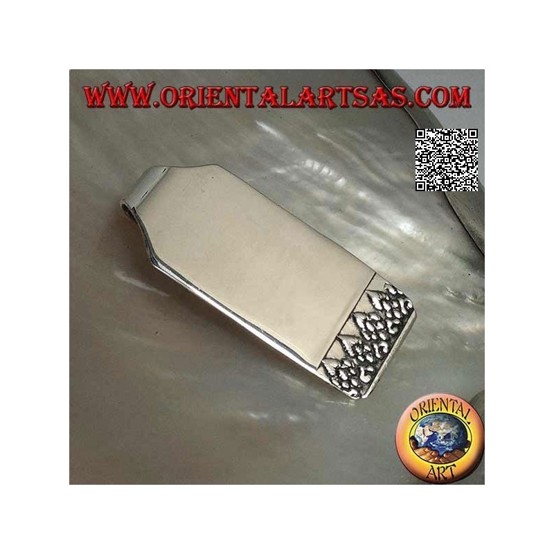 Geldscheinklammer / Banknotenhalter aus glattem Silber mit Reliefdekor am Ende