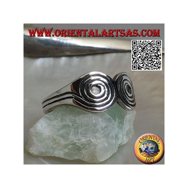 Anello in argento con due spirali incise affiancate