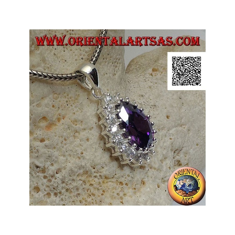 Ciondolo in argento con zircone color ametista a goccia incastonato contornato da zirconi bianchi