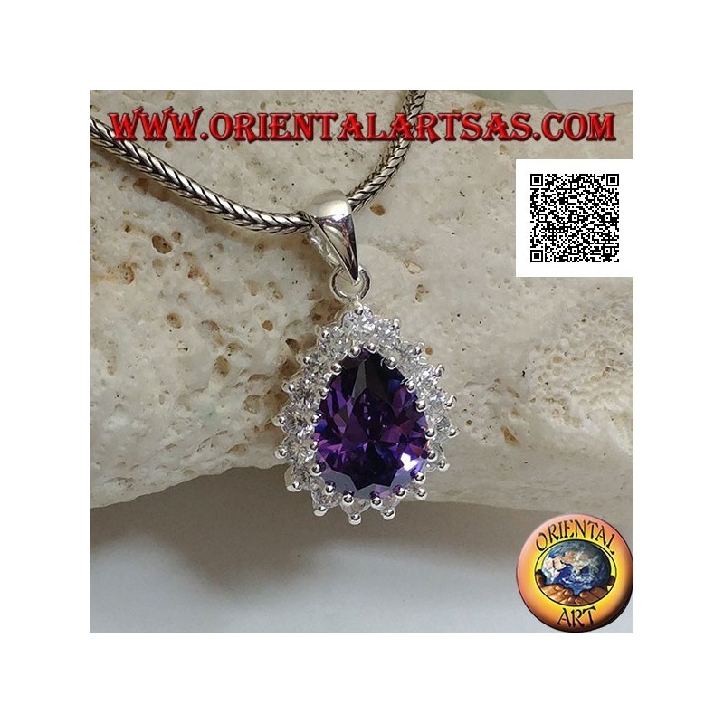 Ciondolo in argento con zircone color ametista a goccia incastonato contornato da zirconi bianchi
