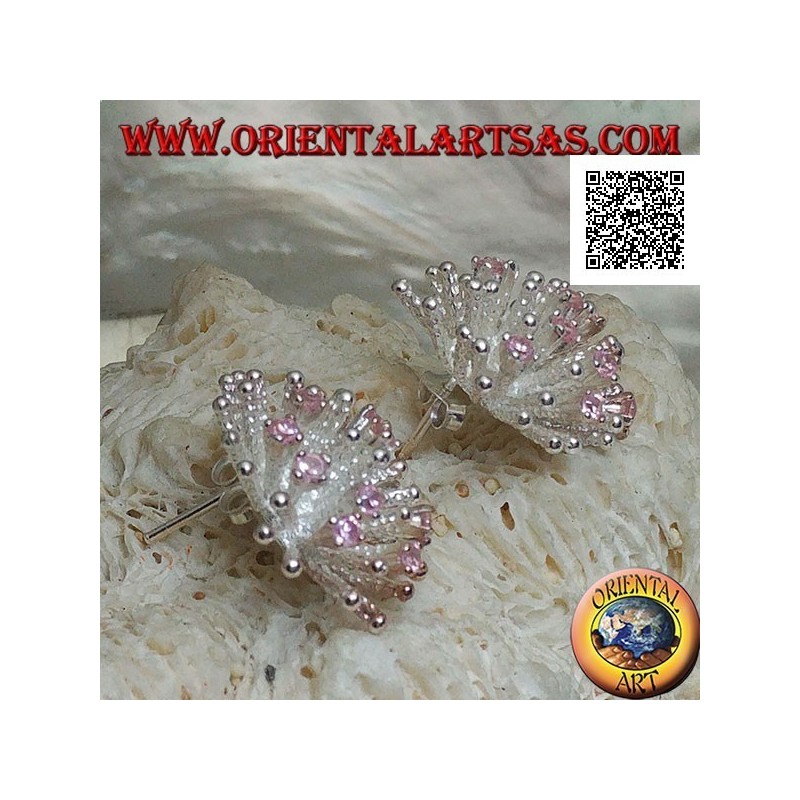 Boucles d'oreilles lobe en argent en forme d'anémone de mer avec finition satinée et ensemble de zircons roses