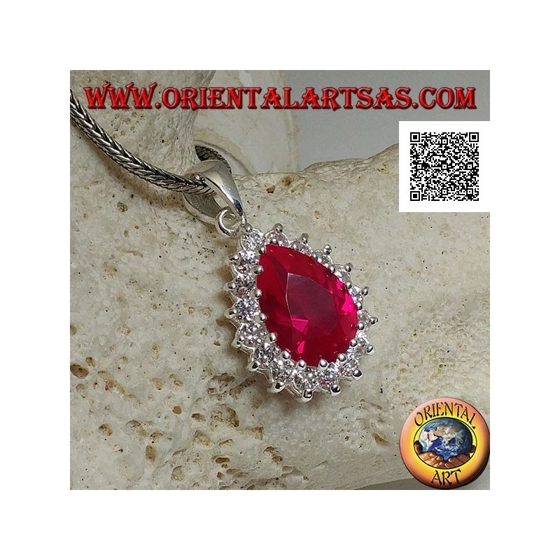 Colgante de plata con circón de color rubí en forma de gota rodeado de circonitas blancas