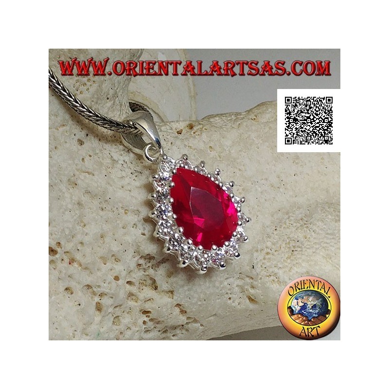 Colgante de plata con circón de color rubí en forma de gota rodeado de circonitas blancas