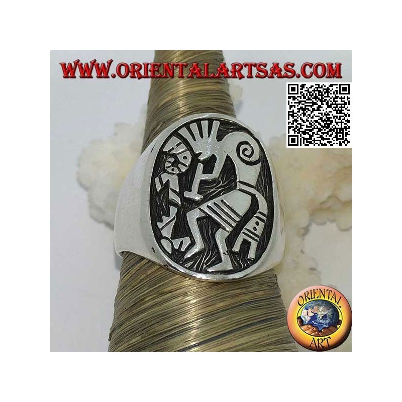 Anillo bajorrelieve Kokopelli plateado, símbolo de la felicidad