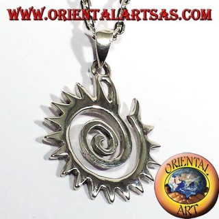 Pendentif spirale dentée en argent