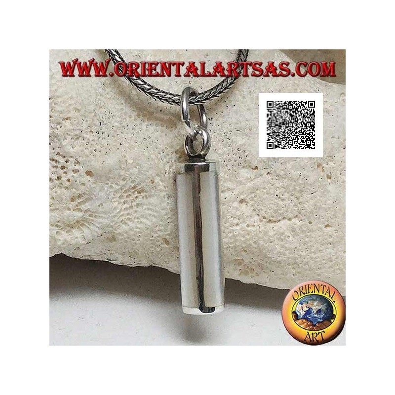 Pendentif en argent de section cylindrique avec quatre nacres rectangulaires