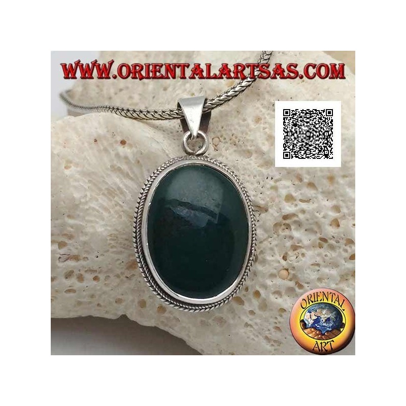 Ciondolo in argento con ematite verde o pietra del sangue ovale contornata da intreccio sottile