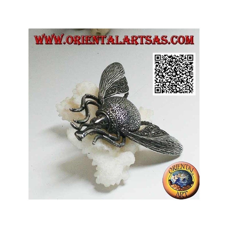 Broche en argent en forme de bourdon / bourdon en vol parsemé de marcassite