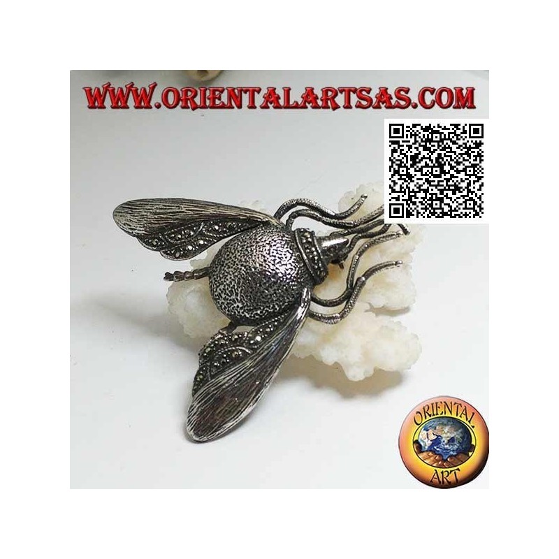 Broche en argent en forme de bourdon / bourdon en vol parsemé de marcassite