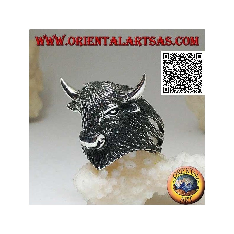 Bague en argent en forme de tête de bison d'Amérique entièrement gravée (grande)