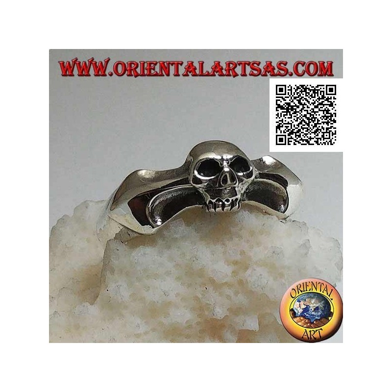 Silver ring, small skull on a bidirectional arrow bone