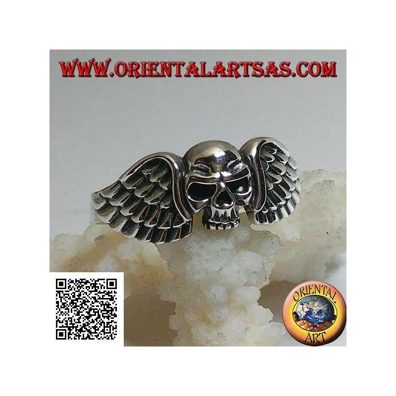 Bague en argent, crâne sans mâchoire entre les ailes