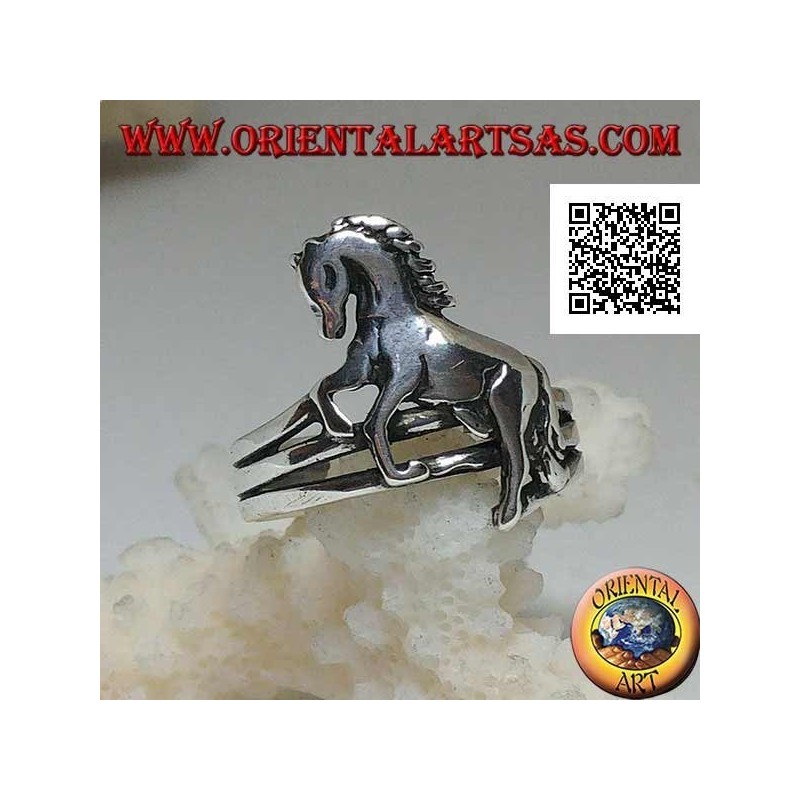 Silver ring with rampant horse