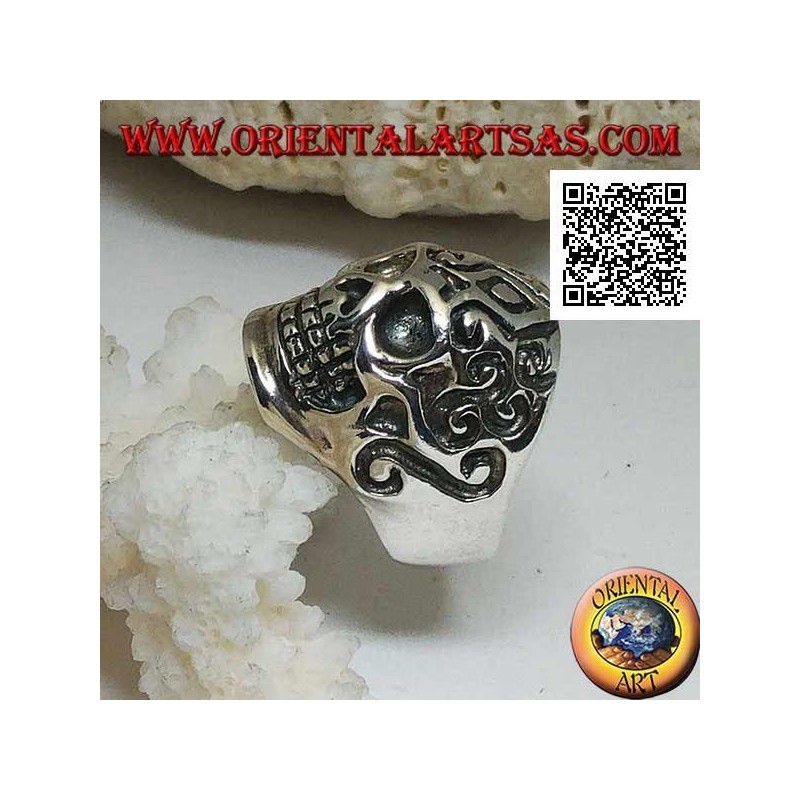 Silver ring, skull with Celtic engravings (triskéll)