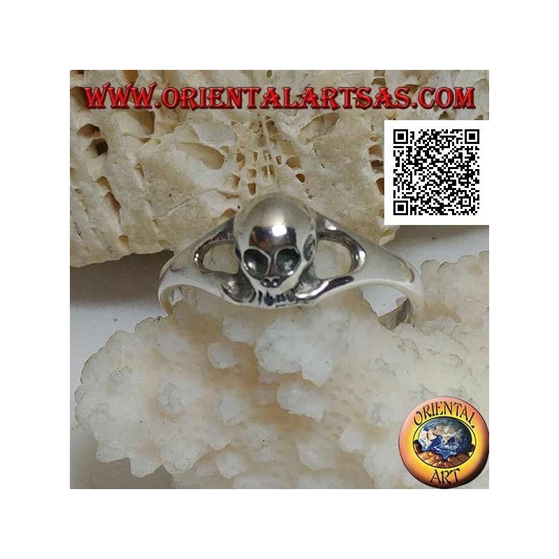 Silver ring with small skull without smooth jaw (small)