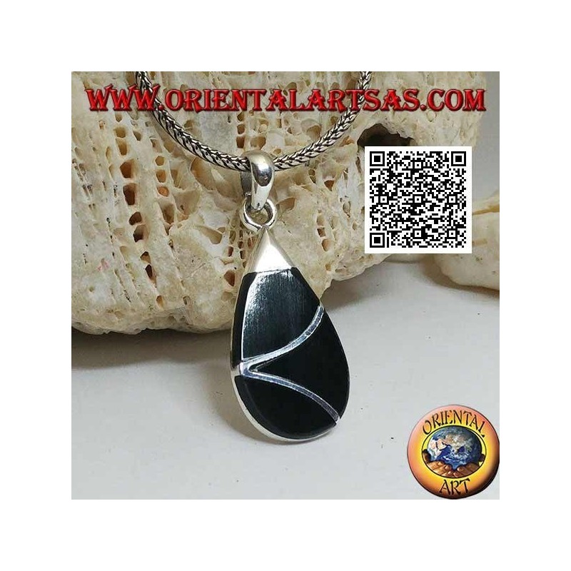 Drop silver pendant with onyx and intersecting sinuous line