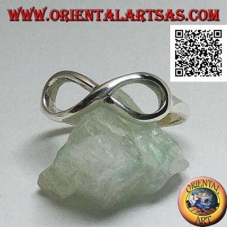 Anello in argento con simbolo nodo dell'infinito liscio arrotondato