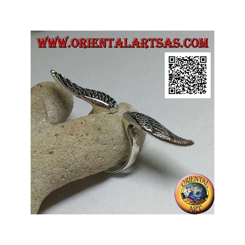 Silberring mit doppelter Ausbreitung und offenen Engelsflügeln