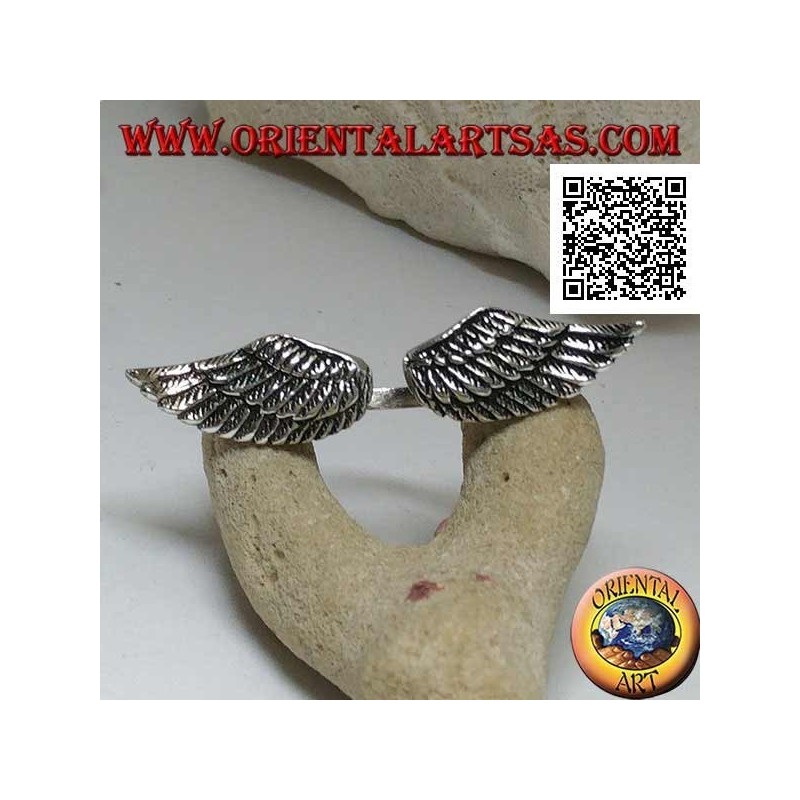 Anello in argento con doppie ali d'angelo spiegate e aperte
