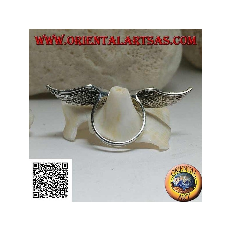 Anello in argento con doppie ali d'angelo spiegate e aperte