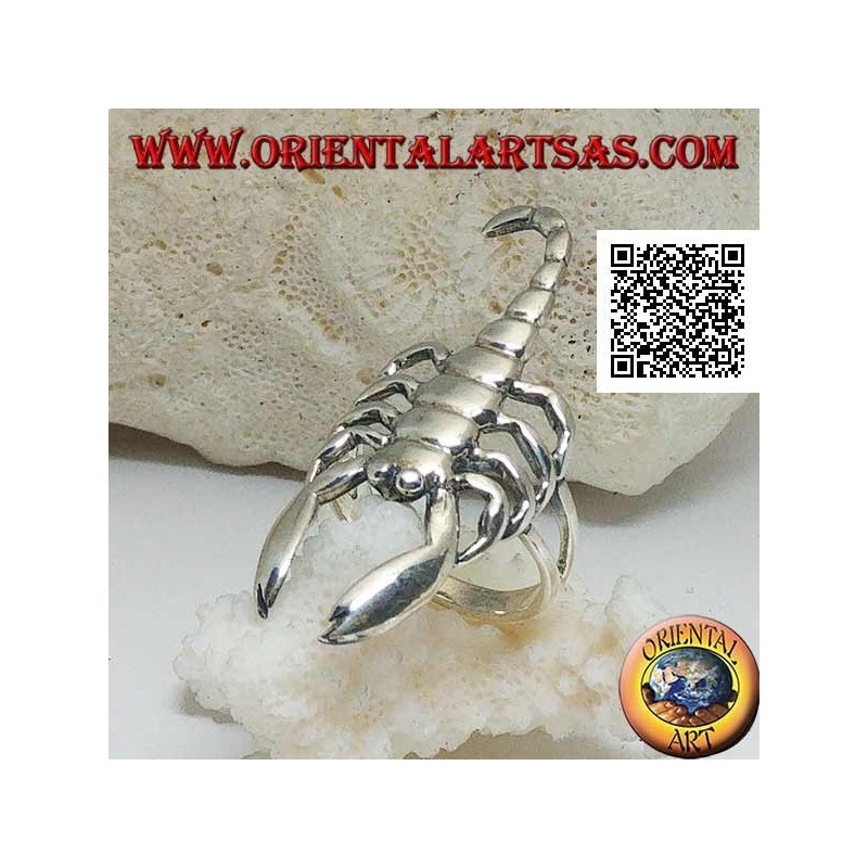 Silberring mit Skorpion in glatter Angriffsposition (groß)