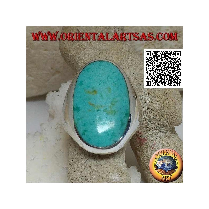 Bague en argent avec grande turquoise ovale sur monture lisse et essentielle (13)
