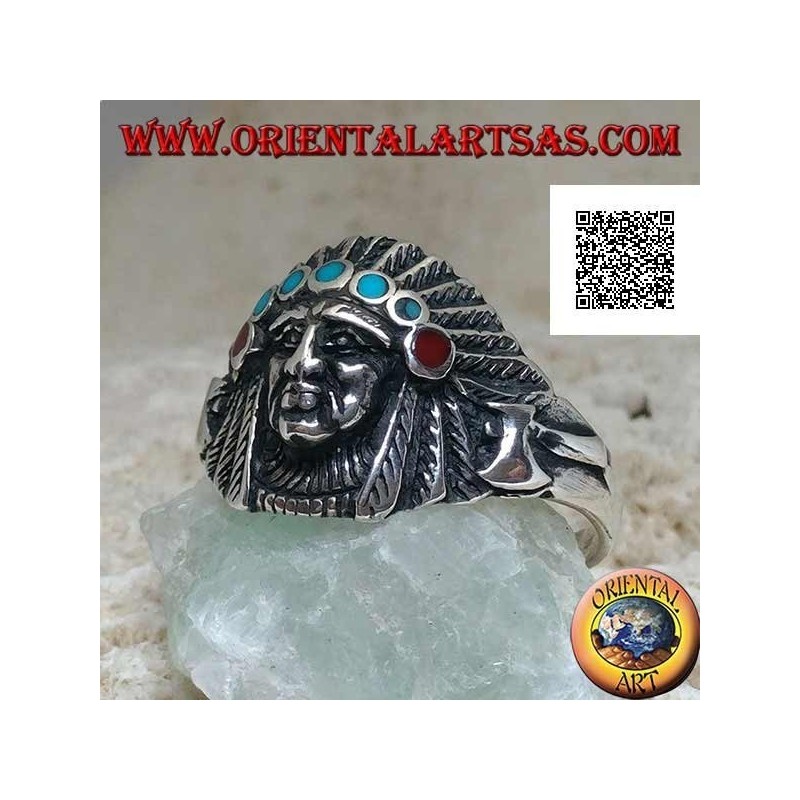 Bague en argent, tête d'Indien d'Amérique avec coiffe de plumes et disques turquoise et corail