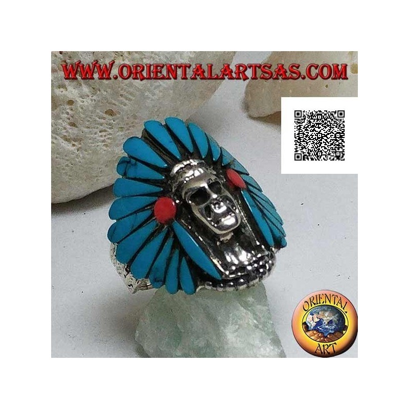 Anillo de plata, calavera de indio nativo americano con tocado de plumas turquesas y discos de coral