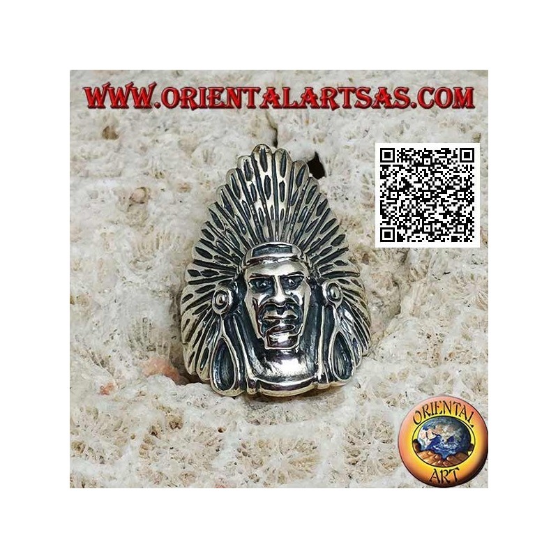 Anello in argento testa di un Indiano nativo d'America con copricapo di piume alto