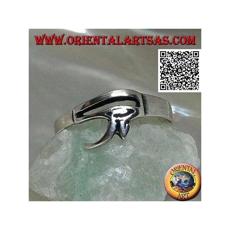 Smooth and essential silver ring with eye of Horus or eye of Ra (small)