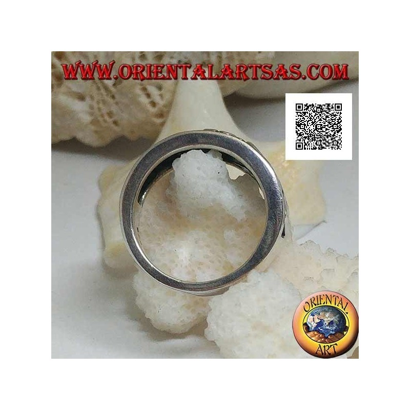 Bague en argent avec fleurs et décorations perforées naturelles