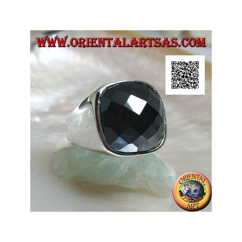 Ring aus Rhodiumsilber mit abgerundetem, quadratischem, facettiertem Cabochon-Spinell-Zirkon