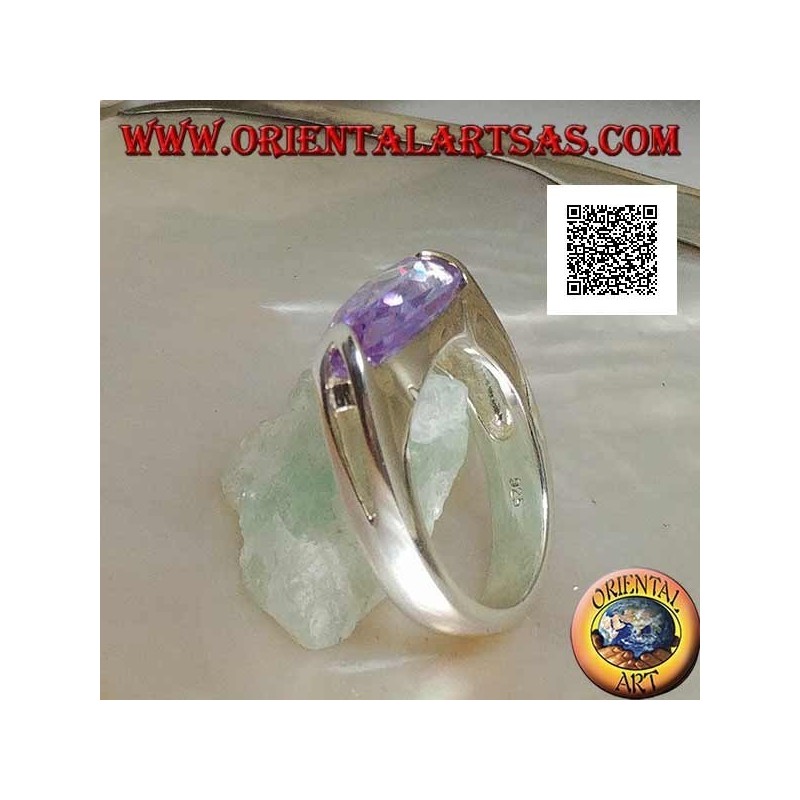 Bague en argent rhodié avec zircon améthyste facetté ovale horizontal