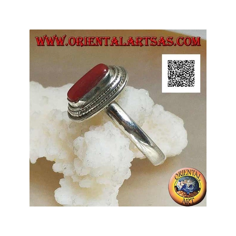 Anello in argento con corallo naturale incastonato in un bordo a treccia (16)