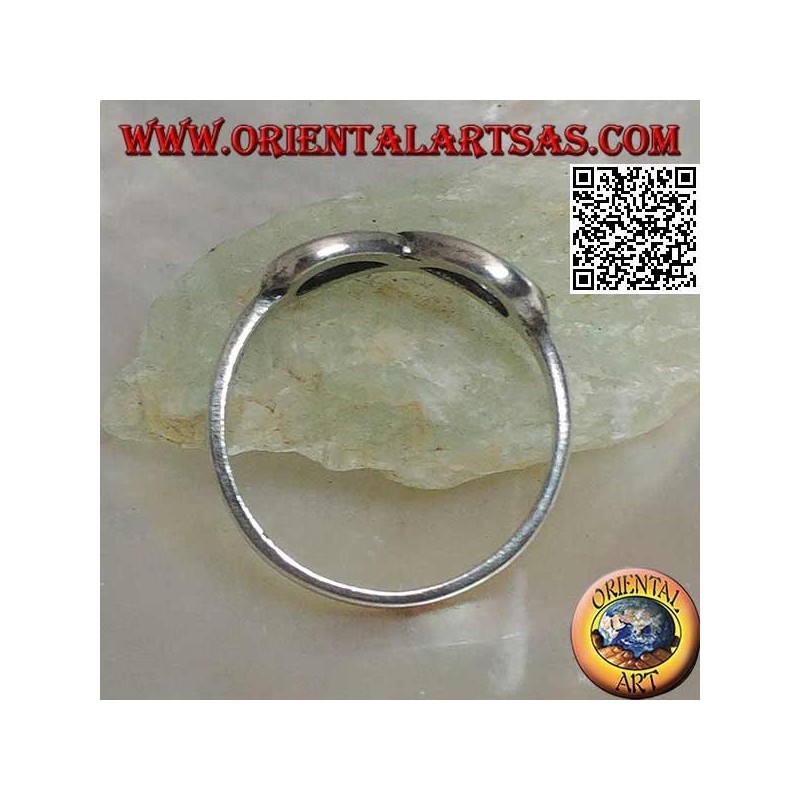 Bague en argent avec symbole de noeud infini lisse et fin