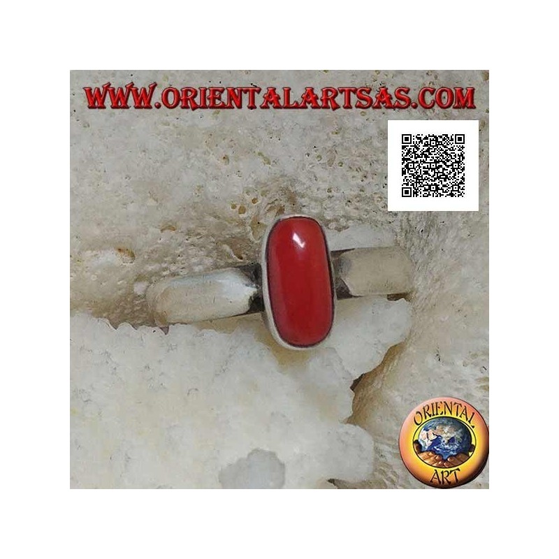 Anello in argento con corallo tibetano antico ovale in rilievo su montatura semplice