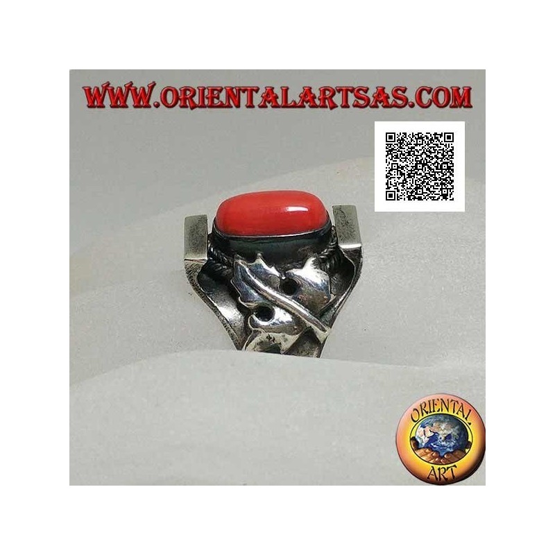 Bague en argent avec corail tibétain antique ovale en serti népalais avec feuille d'érable sur les côtés