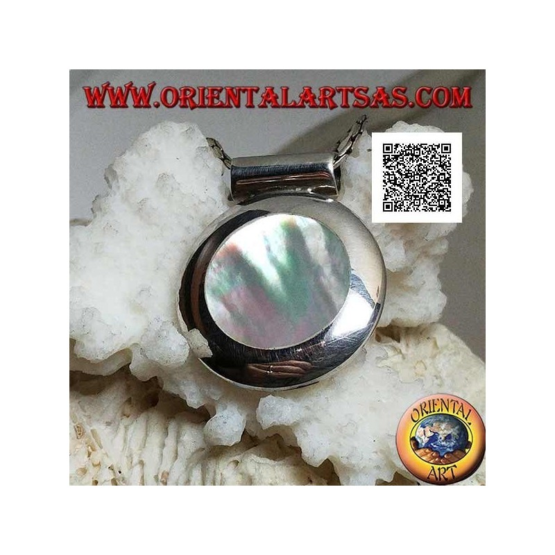 Silver pendant with round mother of pearl on smooth side frame and tubular hook