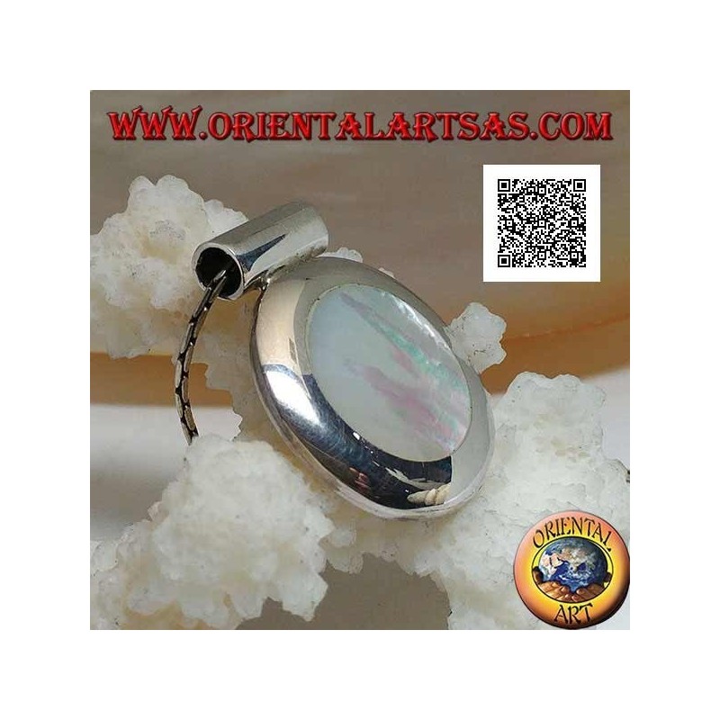 Ciondolo in argento con madreperla tonda su montatura liscia laterale e gancio tubolare