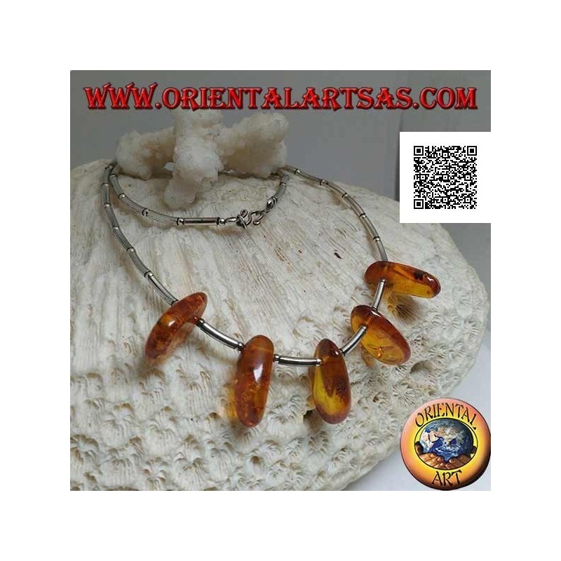 Collana in argento 925 ‰ a girocollo, tubicini in argento infilati e gocce di ambra